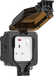 1G 13A SWI SOCKET IP66 BLACK