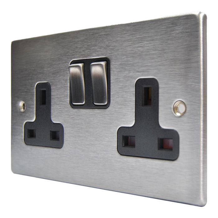 2 GANG 13A SWITCHED SOCKET-BLK